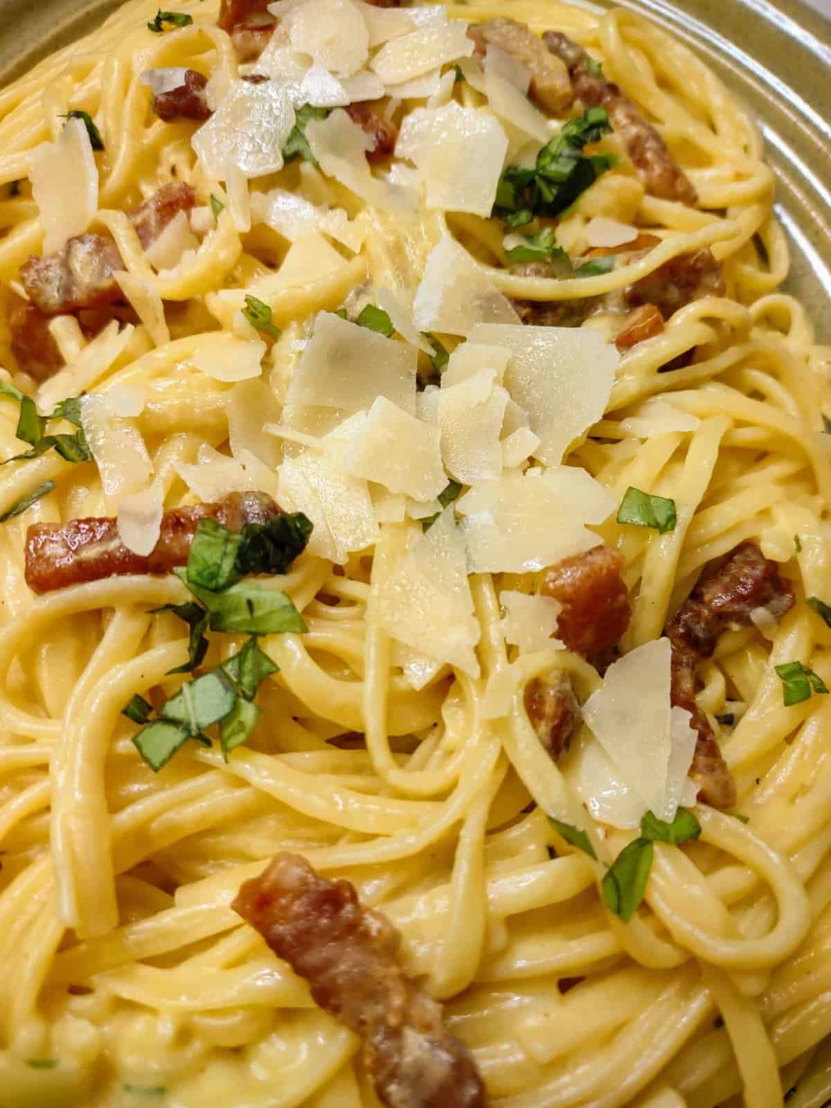 Carbonara Closeup scaled Carbonara Closeup scaled
